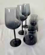 Čierne poháre na víno, vodu na prenájom – Obrázok 2