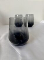 Čierne poháre na víno, vodu na prenájom – Obrázok 4