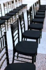 Čierne chiavari stoličky – Obrázok 3
